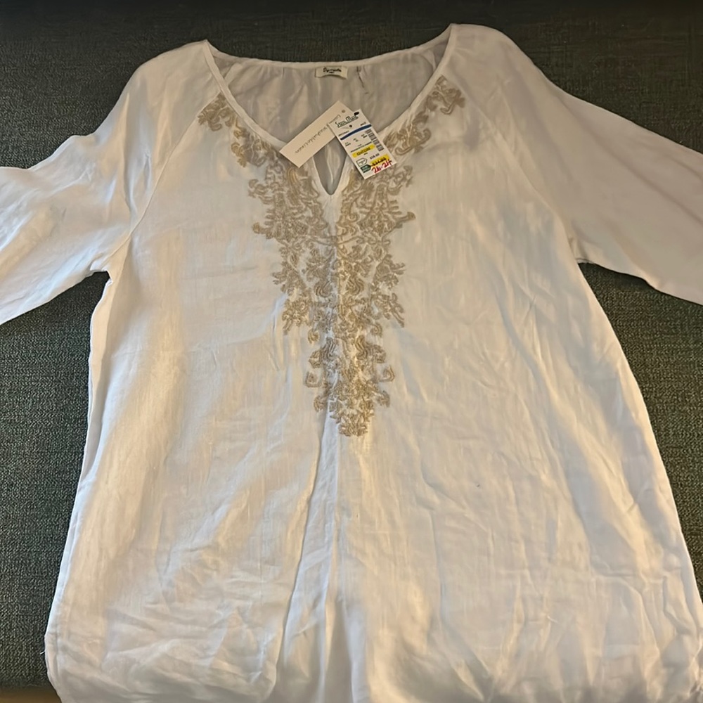 Peasant style top 3/4 sleeves